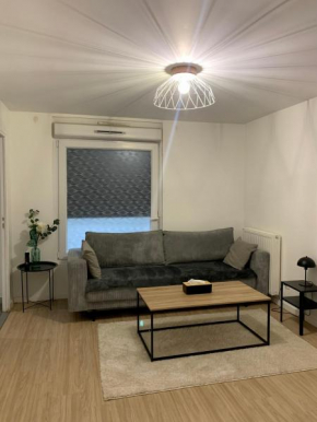 Chambre privée Sdb kitchenette proche de Paris